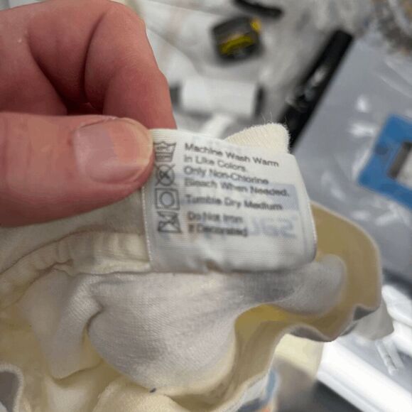 Vintage 80s Cowboy Bronco HERO Happy Endings Really Occur Shirt Mens Large - Picture 7 of 7